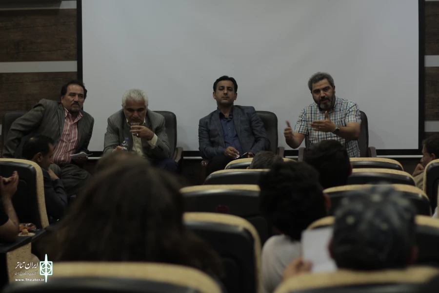 گزارش تصویری نشست با هنرمندان