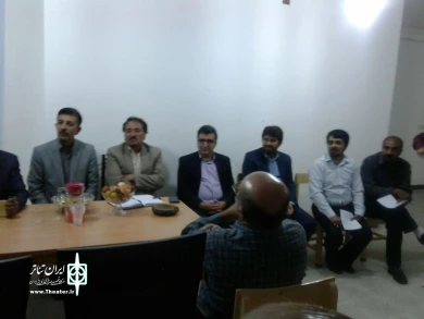 گزارش تصویری نشست  مسئولین اداره کل فرهنگ و ارشاد اسلامی استان با  مسئولین و هنرمندان نمایش شهرستان لنده