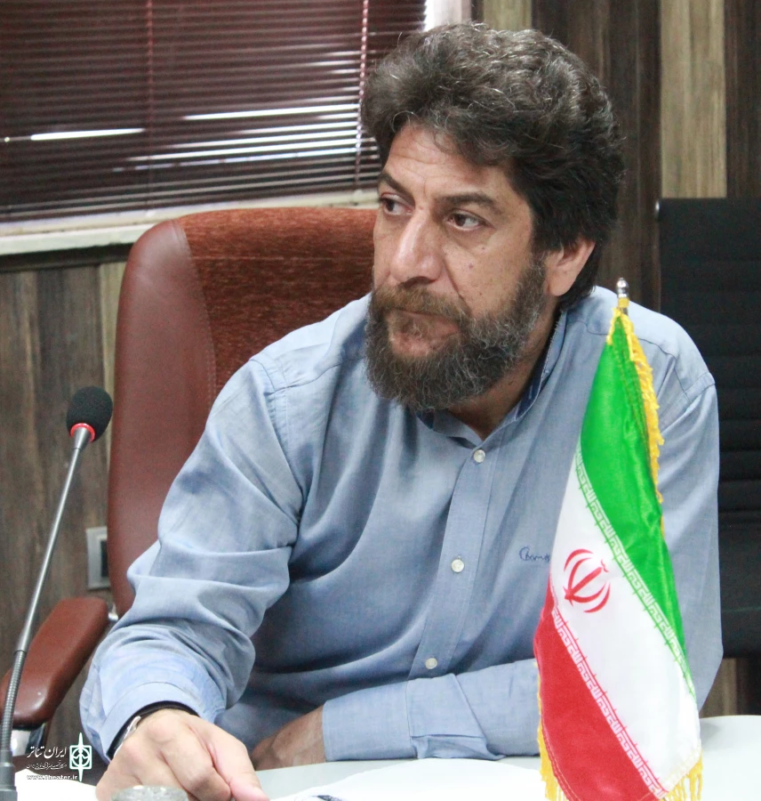 معاون هنری و سینمایی اداره کل فرهنگ و ارشاد اسلامی گفت: جشنواره تئاتر استانی کهگیلویه و بویراحمد ٢٧ تا ٣٠ آبان ماه ٩٧ برگزار می شود. 2