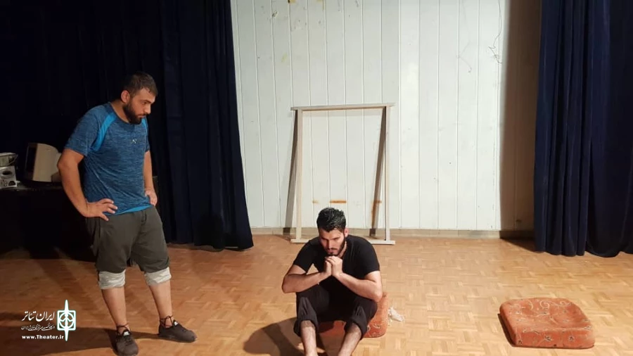 گزارشی از تمرینات نمایش «بالستیک زخم» به کارگردانی وحید پاراد 2