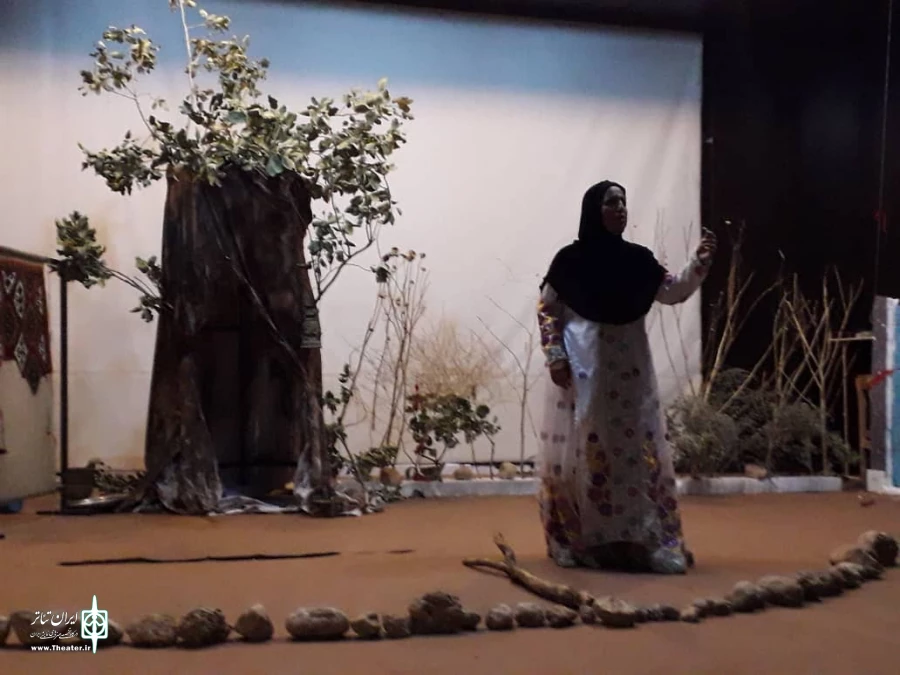 نمایش " خارا" به کارگردانی معصومه جهانپور