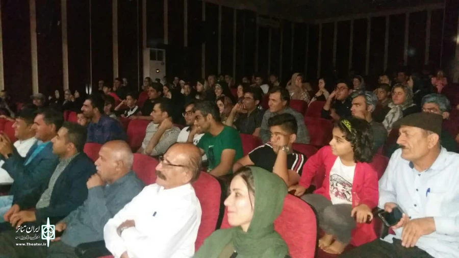 اجرای عمومی نمایش "شیر مادر" در لیکک 4