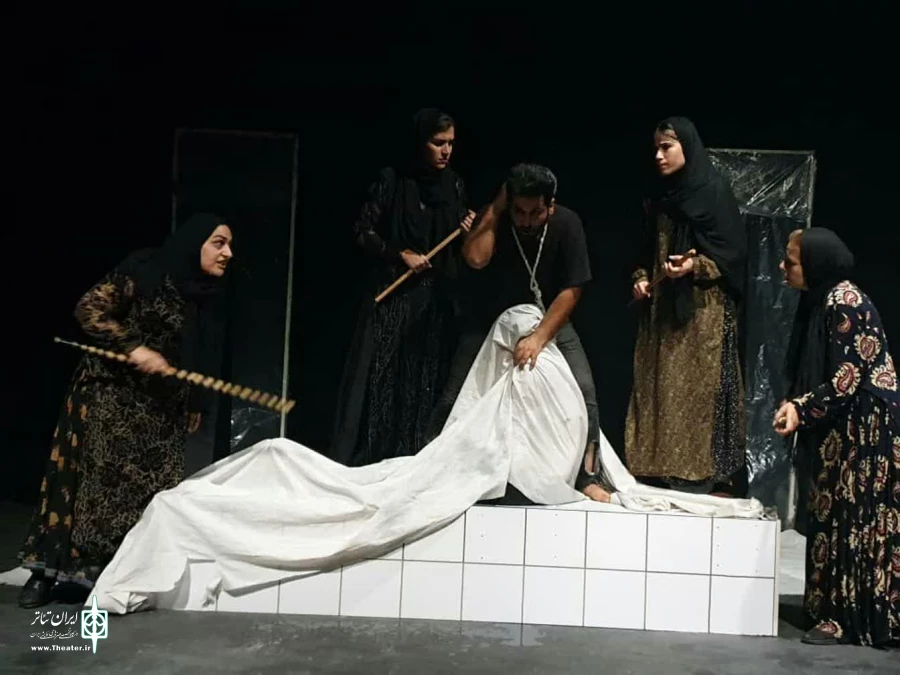 داوود پارسا با نمایش " زُل زدن به چشم گاوی که لیکه میزد" در گچساران 2