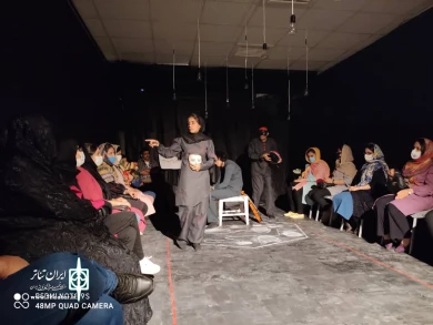 نمایش "ویولون زن پشت بام" به روی صحنه رفت 5
