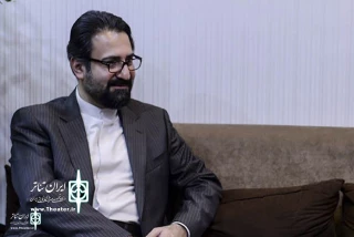 پیام سید مجتبی حسینی به مناسبت روزملی هنرهای نمایشی

بر سر گرفته‌ایم و سبکبار می‌رویم