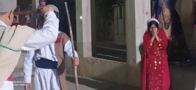 به مناسبت میلاد امام رضا (ع)

نمایش خیابانی 