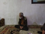 دیدار مدیرکل فرهنگ و ارشاد اسلامی استان کهگیلویه و بویراحمد با هنرمند پیشکسوت تئاتر استان 2