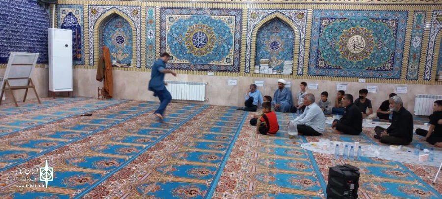 اجرای عمومی نمایش خیابانی  "نشنو" در سوق و لنده 2