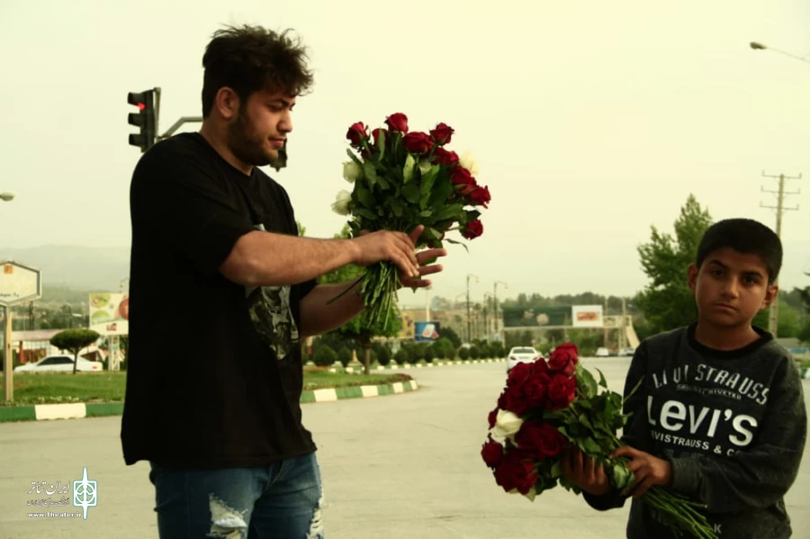 اجرای عمومی نمایش خیابانی"کودک کار" در تالار روباز امام رضا(ع) یاسوج  4