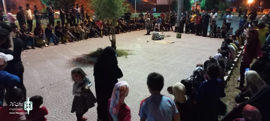 اجرای عمومی نمایش خیابانی "بی خانه مان" به کارگردانی یاسر خالقی در لنده  5