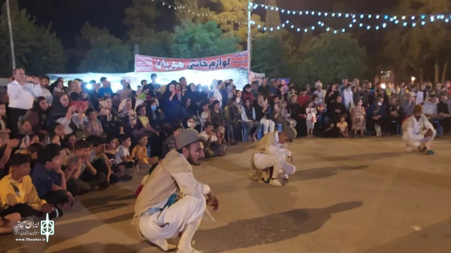 اجرای عمومی نمایش "نچ نچک" در نورآباد ممسنی 3