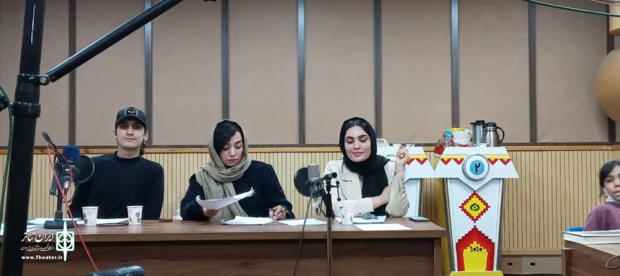 عنوان برتر نمایش رادیویی «عصری عصرگاهی عصرآباد» در دومین جشنواره مولانا 11
