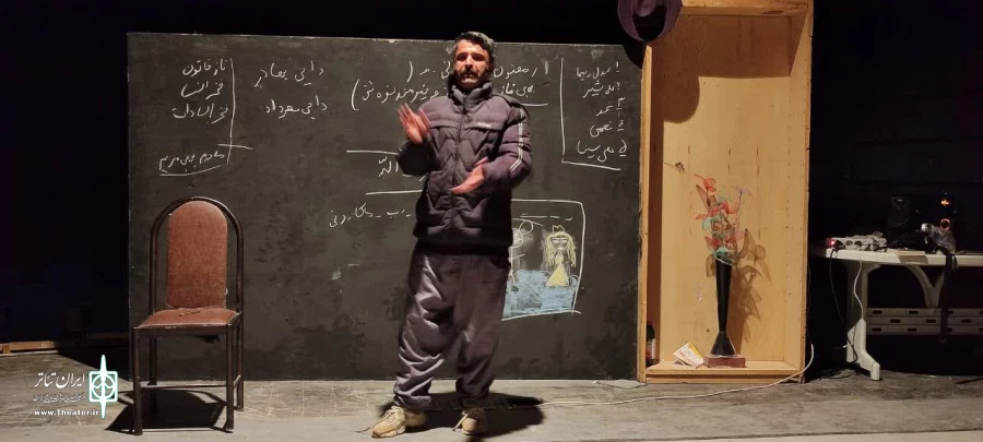 اجرای عمومی نمایش « عواقب روشنفکری» در دهدشت 8