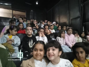 استقبال کودکان از نمایش شاد و موزیکال «جنگل مهربان» در یاسوج  2