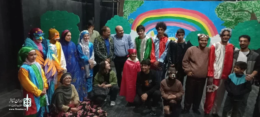 استقبال کودکان از نمایش شاد و موزیکال «جنگل مهربان» در یاسوج  3
