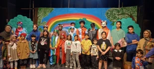 استقبال کودکان از نمایش شاد و موزیکال «جنگل مهربان» در یاسوج  4